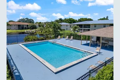 141 Cypress Way E #D, Naples, FL 34110 - Photo 3