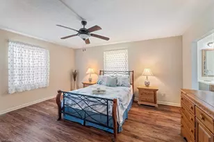 141 Cypress Way E, Naples, FL 34110 - Photo 15