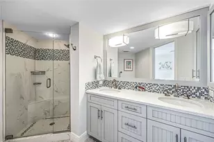 4041 Gulf Shore Blvd N, Naples, FL 34103 - Photo 19