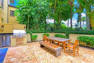 270 5th Ave S, Naples, FL 34102 - Photo 31