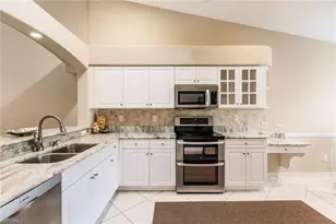 8440 Ibis Cove Cir, Naples, FL 34119 - Photo 23