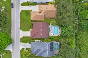 864 Belville Blvd, Naples, FL 34104 - Photo 39