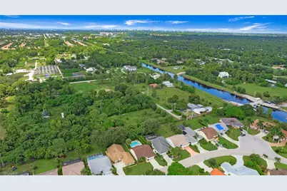 864 Belville Blvd, Naples, FL 34104 - Photo 41