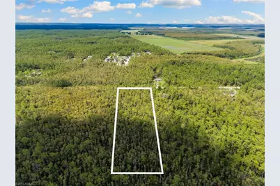 4820 2nd Ave SE, Naples, FL 34117 - Photo 3