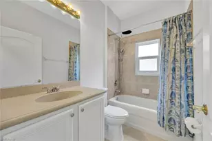 227 Glen Eagle Cir, Naples, FL 34104 - Photo 15