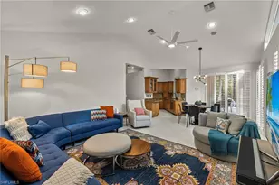 812 Arrowhead Ln, Naples, FL 34108 - Photo 9