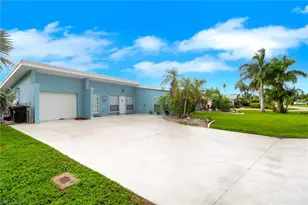 4340 S Canal Cir, North Fort Myers, FL 33903 - Photo 9