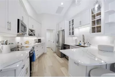 1507 Vintage Ln, Naples, FL 34104 - Photo 3