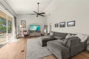 1015 Tivoli Ln, Naples, FL 34104 - Photo 13