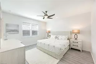 268 Indies Dr E, Naples, FL 34114 - Photo 9