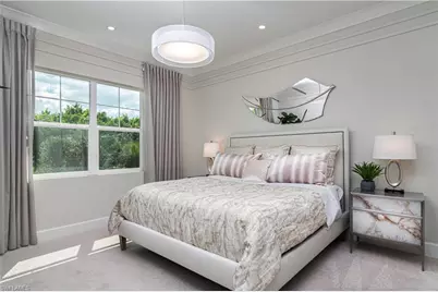 298 Indies Dr E #202, Naples, FL 34114 - Photo 5