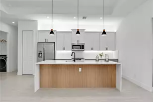 405 NW 14th St, Cape Coral, FL 33993 - Photo 15