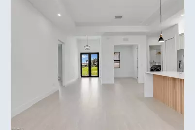 405 NW 14th St, Cape Coral, FL 33993 - Photo 11
