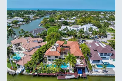 2233 Forrest Ln, Naples, FL 34102 - Photo 45