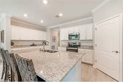 19872 Beechcrest Pl, Estero, FL 33928 - Photo 7