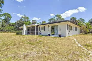 525 15th St SW, Naples, FL 34117 - Photo 33