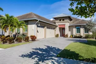 6152 Rodney Bay Ln, Naples, FL 34113 - Photo 35