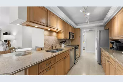 4005 Gulf Shore Blvd N #700, Naples, FL 34103 - Photo 27