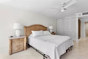 4005 Gulf Shore Blvd N, Naples, FL 34103 - Photo 31