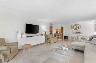 4005 Gulf Shore Blvd N, Naples, FL 34103 - Photo 19