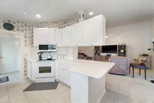 5756 Drummond Way, Naples, FL 34119 - Photo 11