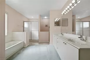 6074 Westbourgh Dr, Naples, FL 34112 - Photo 19