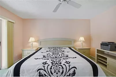 6074 Westbourgh Dr, Naples, FL 34112 - Photo 21