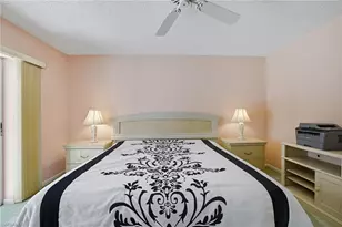 6074 Westbourgh Dr, Naples, FL 34112 - Photo 21