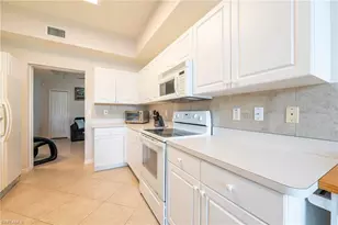 15150 Royal Windsor Ln, Fort Myers, FL 33919 - Photo 9