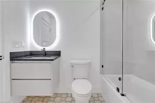 272 Yorkshire Ct, Naples, FL 34112 - Photo 19