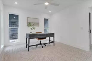 272 Yorkshire Ct, Naples, FL 34112 - Photo 17