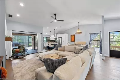 17651 Marco Island Ln, Fort Myers, FL 33908 - Photo 7