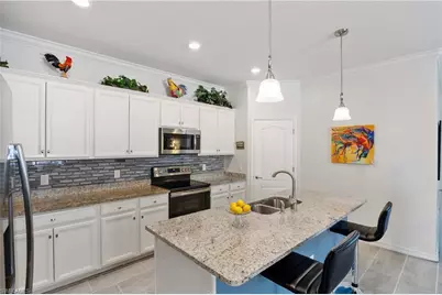 1602 Santiago Cir, Naples, FL 34113 - Photo 15