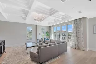490 5th St S, Naples, FL 34102 - Photo 5