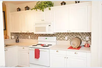 7818 Great Heron Way #303, Naples, FL 34104 - Photo 9