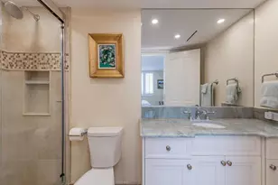 5601 Turtle Bay Dr, Naples, FL 34108 - Photo 13