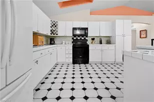 540 7th St SW, Naples, FL 34117 - Photo 7