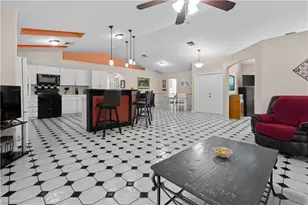 540 7th St SW, Naples, FL 34117 - Photo 11