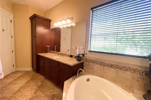 7302 Acorn Way, Naples, FL 34119 - Photo 23