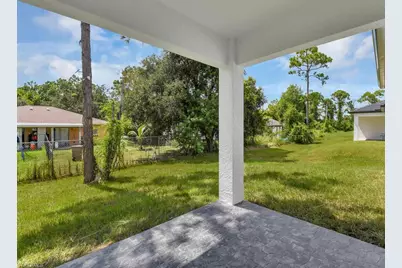 4921/4923 Leonard Blvd S, Lehigh Acres, FL 33973 - Photo 15