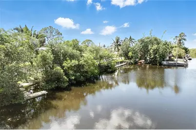 1300 Venetian Way, Naples, FL 34110 - Photo 39