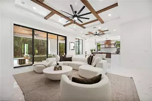 135 7th St N, Naples, FL 34102 - Photo 17