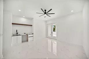 135 7th St N, Naples, FL 34102 - Photo 31