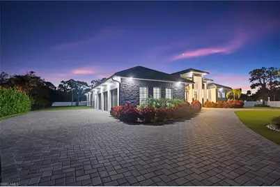 10 Caribbean Rd, Naples, FL 34108 - Photo 45