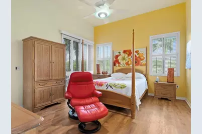 5550 Heron Point Dr #105, Naples, FL 34108 - Photo 9