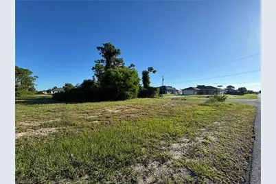 1429 NE 37th St, Cape Coral, FL 33909 - Photo 1