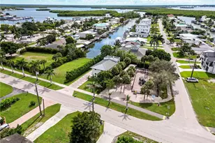 145 Capri Blvd, Naples, FL 34113 - Photo 17