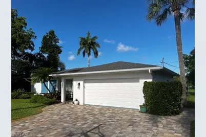 321 Burning Tree Dr, Naples, FL 34105 - Photo 1