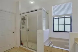 14751 Pinnacle Pl, Naples, FL 34119 - Photo 7