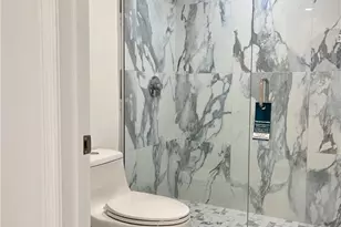 10525 Gulf Shore Dr, Naples, FL 34108 - Photo 15